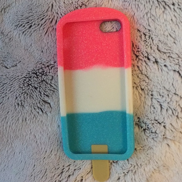 VS Pink iPhone 5s phone case - Picture 2 of 2